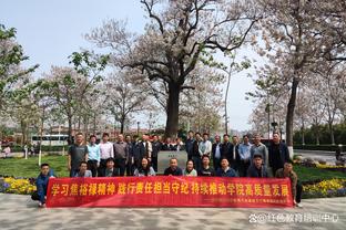 谷爱凌庆祝夺冠：见证中国冰雪运动的发展鼓舞人心，我们一起加油